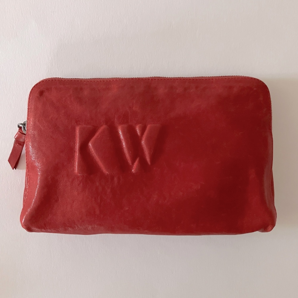Kjaer Weis Cadeau leather cosmetics case